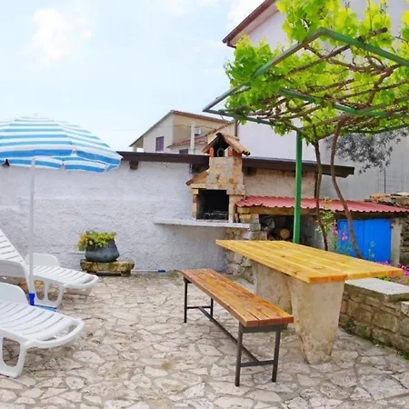 Mit Private Swimingpool Vikendica *