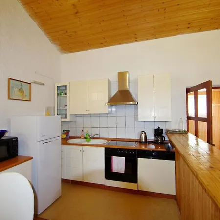 Vikendica Mit Private Swimingpool Rakalj